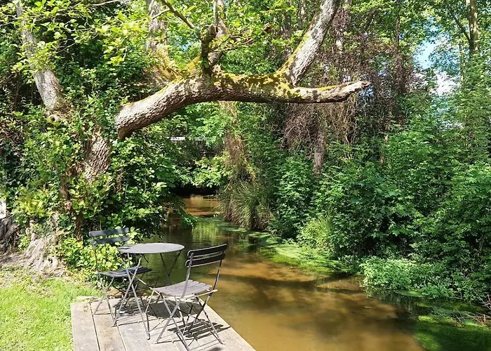 Dom wakacyjny Maison Avec Riviere